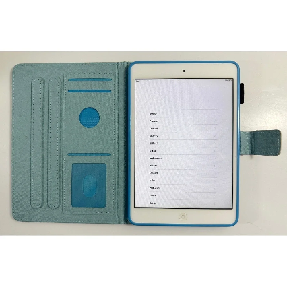 Apple iPad Mini 1st Gen A1432 16GB Silver Butterfly Folio Case Bundle